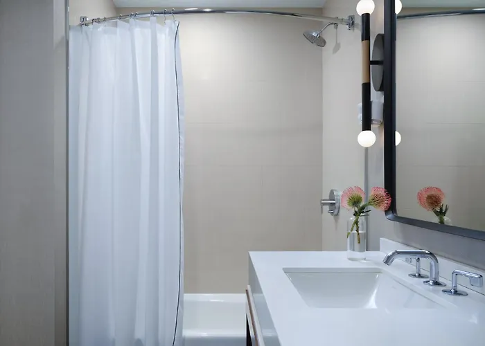Kimpton Hotel Palomar Phoenix Cityscape By Ihg